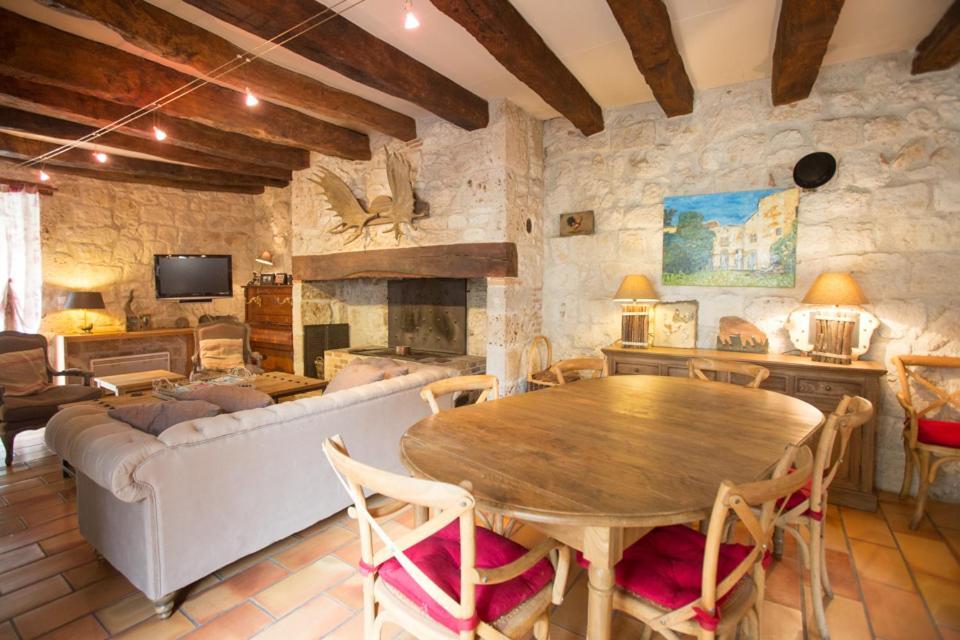 Chateau De Pleneselve Bon-Encontre Экстерьер фото