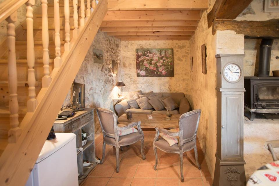 Chateau De Pleneselve Bon-Encontre Экстерьер фото